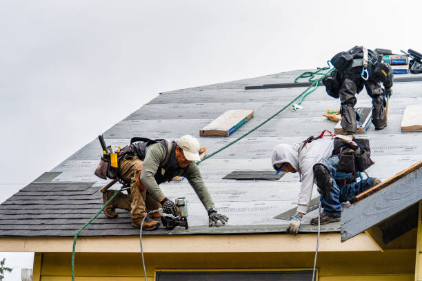 Professional Gutter Installation technician working in Verona, KY